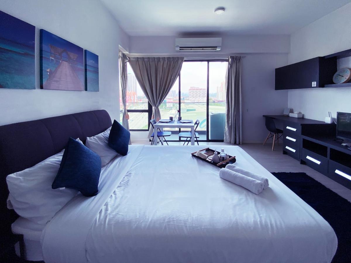 Lily & Loft - The Grand Sofo, Petaling Jaya Lägenhet Exteriör bild