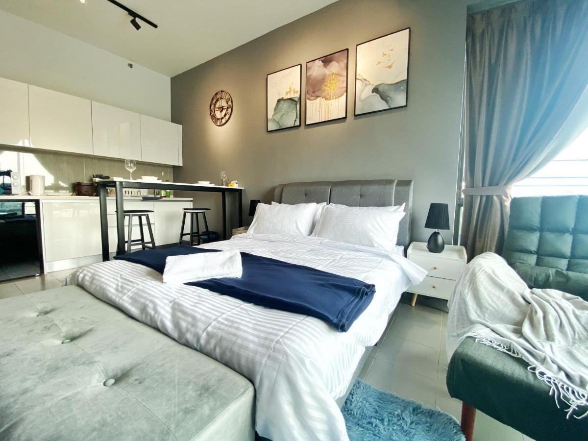 Lily & Loft - The Grand Sofo, Petaling Jaya Lägenhet Exteriör bild