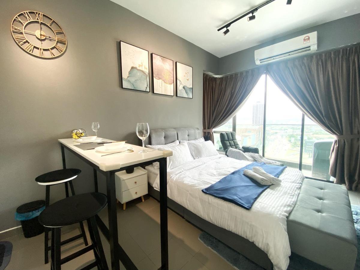 Lily & Loft - The Grand Sofo, Petaling Jaya Lägenhet Exteriör bild